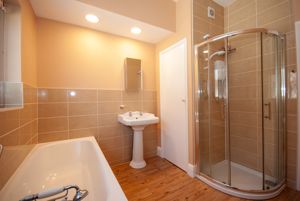 Family Bathroom- click for photo gallery